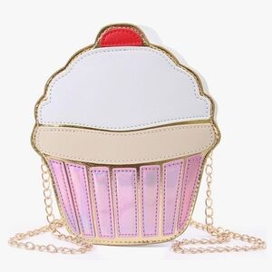 Chic Cupcake Crossbody Bag in White and Pink